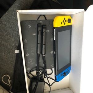 Nintendo switch (Fortnite addition) (no bundle) box damage a bit) brand new,